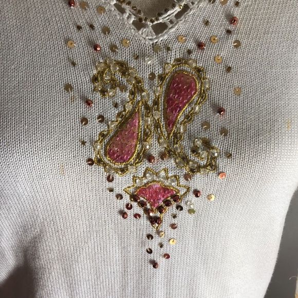 Berek 2 Valentine’s Day V-Neck white pink and gold sequin sweater size medium - Picture 3 of 11